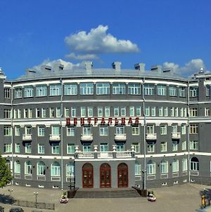 Charushin Hotel Ex Гостиница Центральная キーロフ Exterior photo