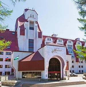 President Hotel ウファ Exterior photo