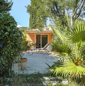 Cozy Holiday Home In Grimaud With Beach Near Vrサントロペ Exterior photo